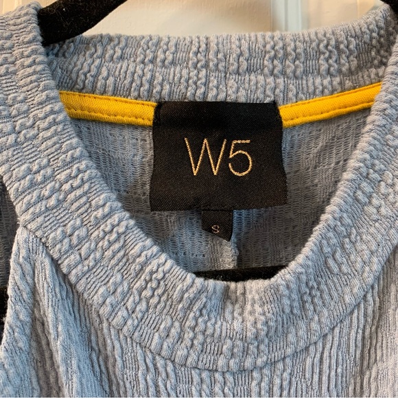 W5 | Sleeveless Halter A Line Peplum Blue Textured Top Size S - Picture 4 of 7